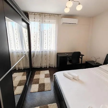 Urban Oasis Apartment Bucharest
